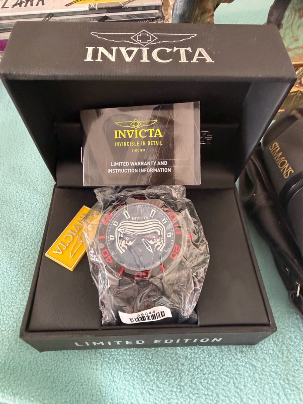 Invicta Men's Watch Limited Edition Star Wars Darth Maul NWT OBO